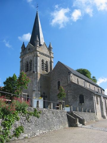 avec l'église...et sûrement la boulangerie, etc...