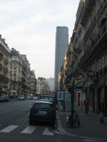 je suis pas trs loin de Montparnasse... 